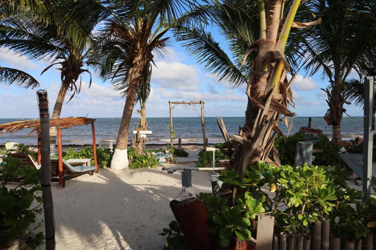 Lunazul Eco-Cabana Frente Al Mar Mahahual Exteriér fotografie