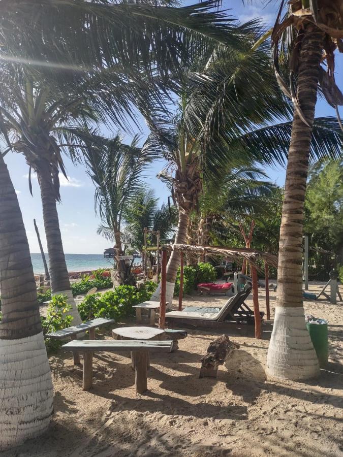 Lunazul Eco-Cabana Frente Al Mar Mahahual Exteriér fotografie