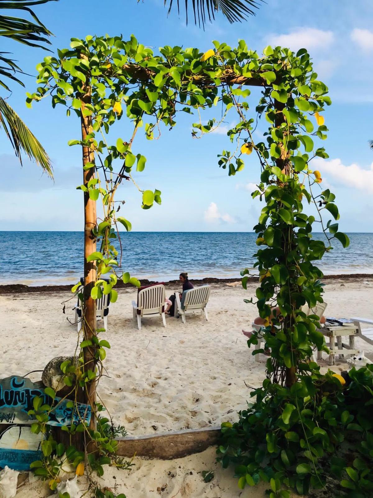 Lunazul Eco-Cabana Frente Al Mar Mahahual Exteriér fotografie