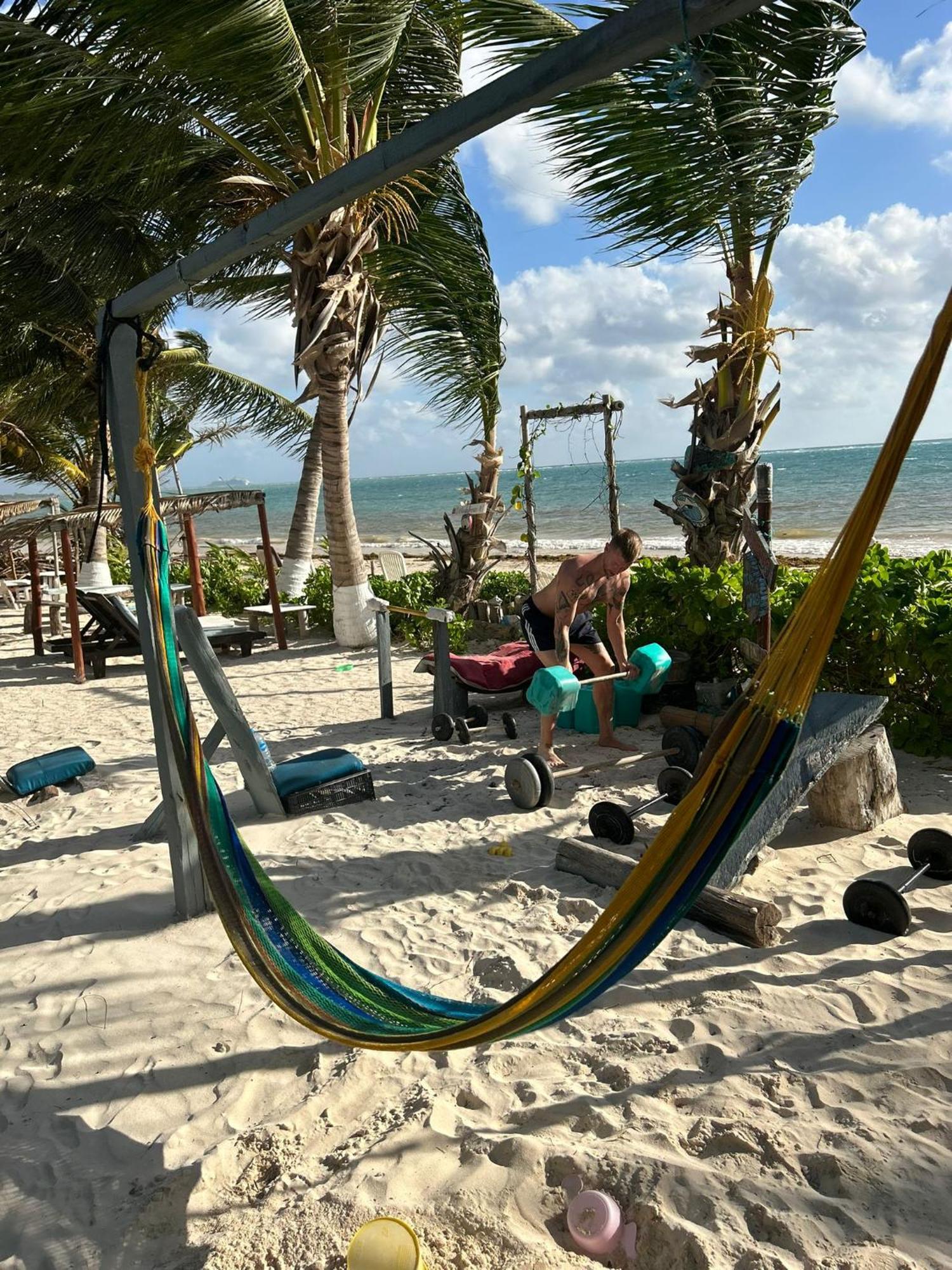 Lunazul Eco-Cabana Frente Al Mar Mahahual Exteriér fotografie